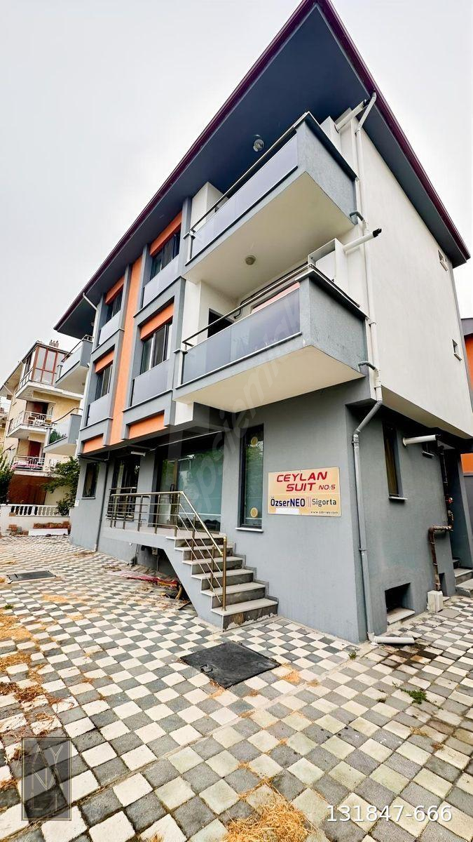 TÜM FATURALAR DAHİL,YENİ BİNADA,ÜNİ'YE SAHİLE YAKIN BUTİK PROJE