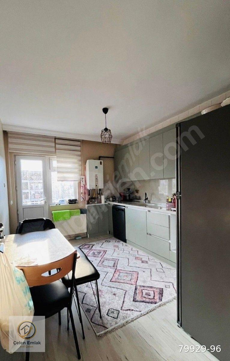 ÇELENDEN SATILIK SELÇUKLU MAHALLESİNDE FULL + FULL YAPILI KİLERLİ 3+1 DAİRE.