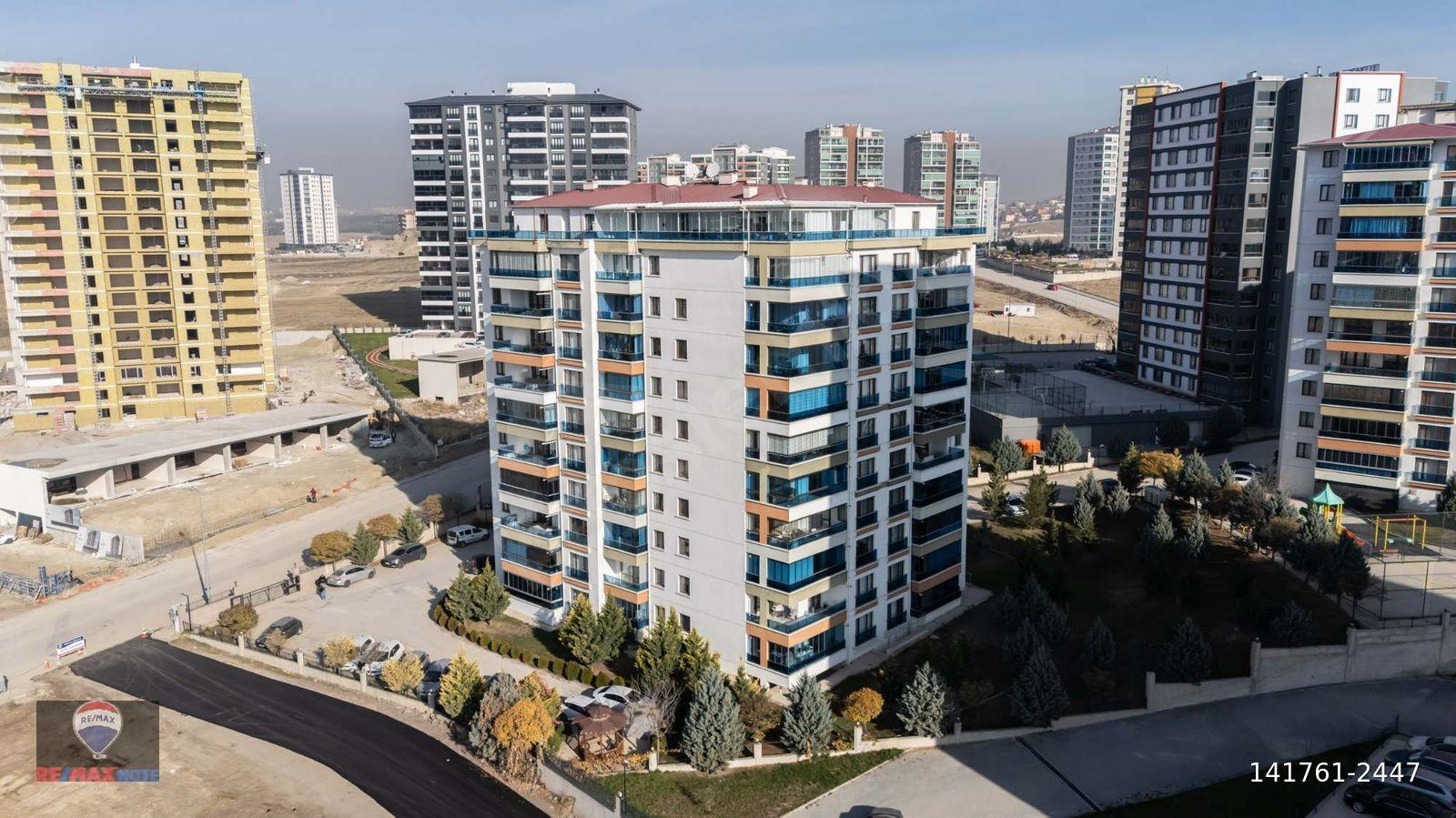 SUSUZ'DA 4+2 SATILIK TERASLI DUBLEKS