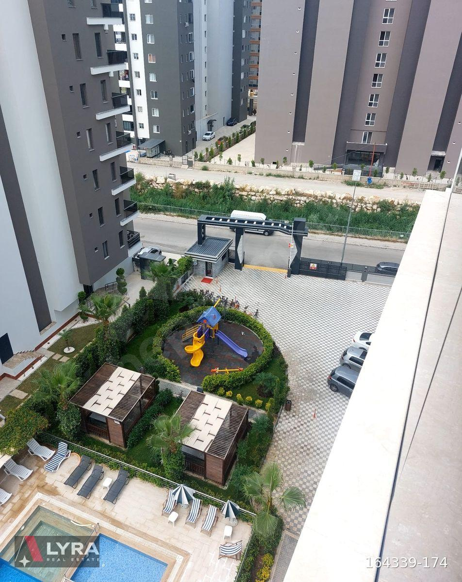 MERSİN ERDEMLİ ARPAÇBAHŞİŞ MAHALLESİNDE EŞYALI SATILIK 1+1 DAİRE