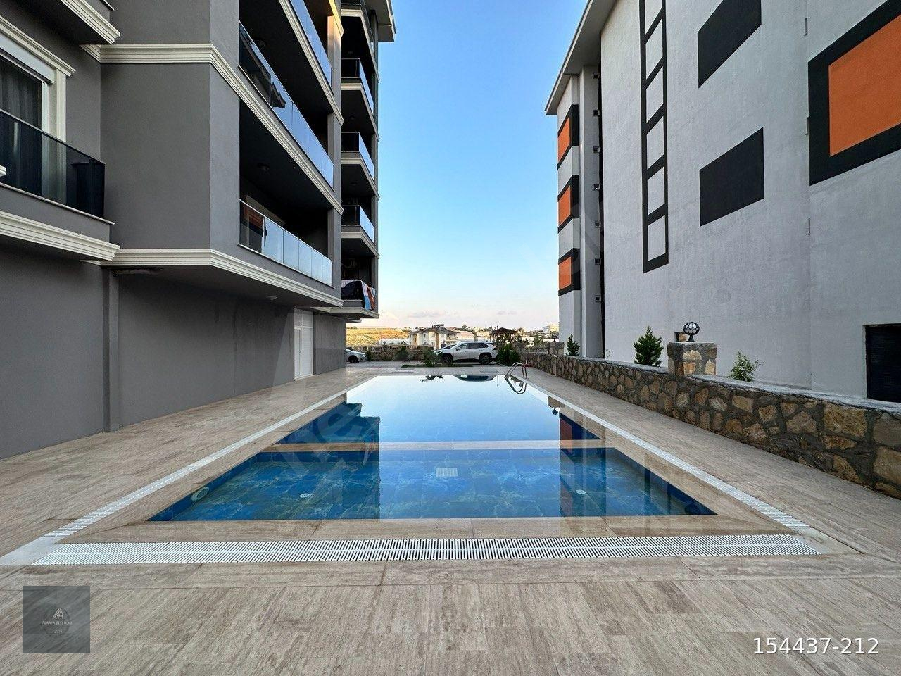 AVSALLARDA DENİZE 900 MT 1+1 3.KAT GÜNEY CEPHE 53 m2 SIFIR DAİRE