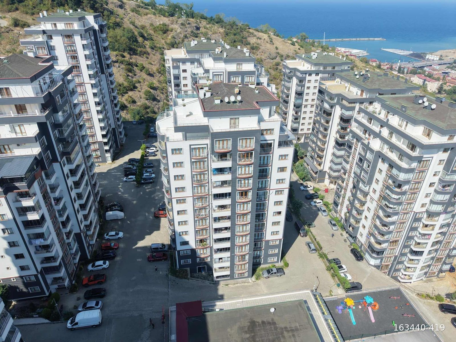 VIP GAYRİMENKUL'DEN ÇUKURÇAYIR'DA 1001 PIRLANTA'DA SATILIK DAİRE