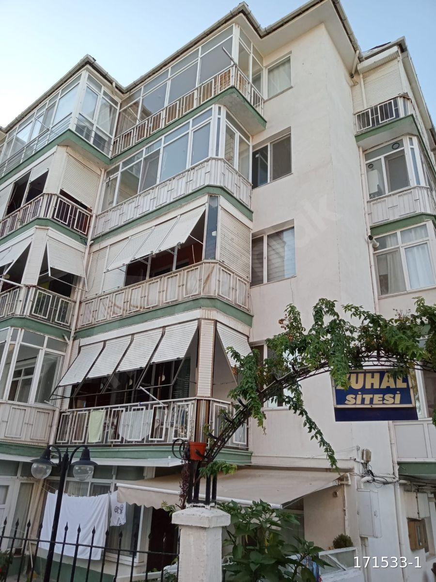 Zuhal Sitesinde Kiralık 2+1 Daire