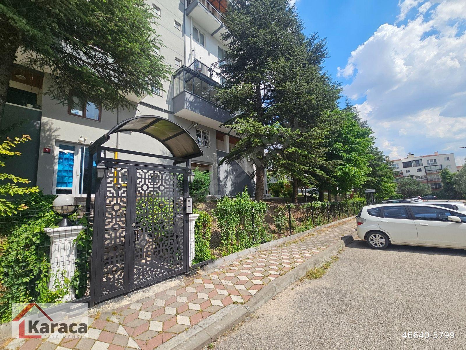 Karaca'dan Eryaman da Full Yapılı 3+1 100 m2 Bağımsız Dublex
