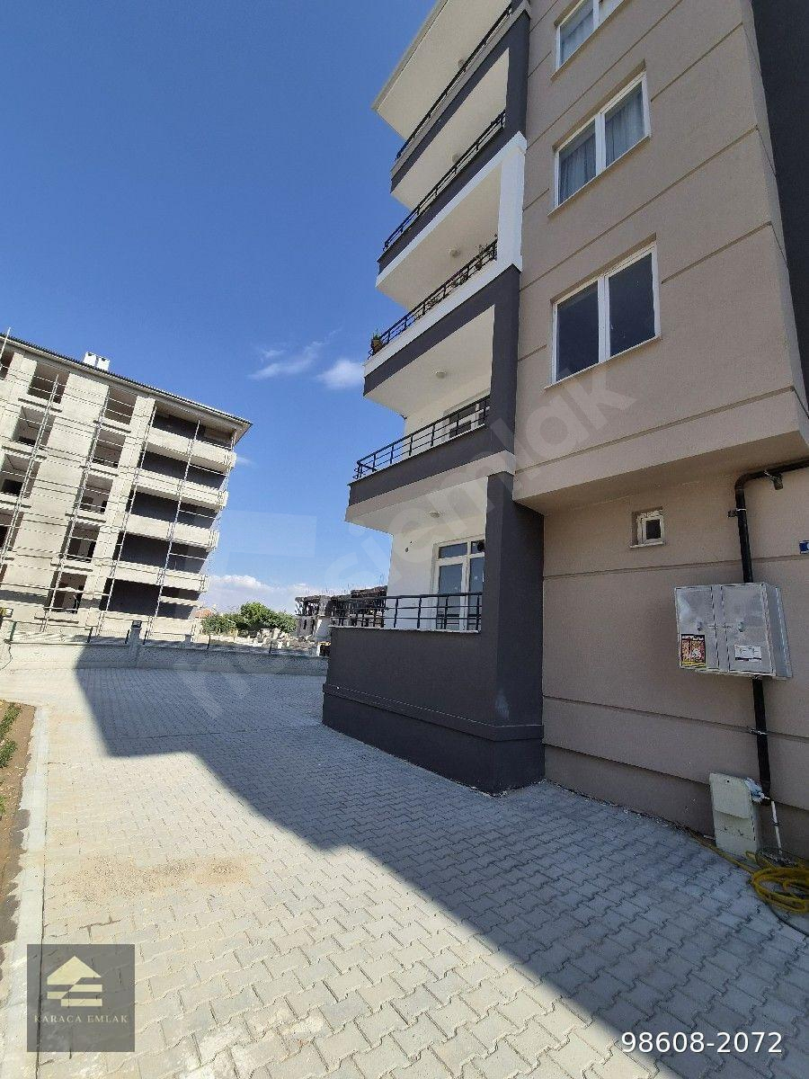 SATILIK 2+1 DAİRE HASTANE YOLU ÜZERİNDE