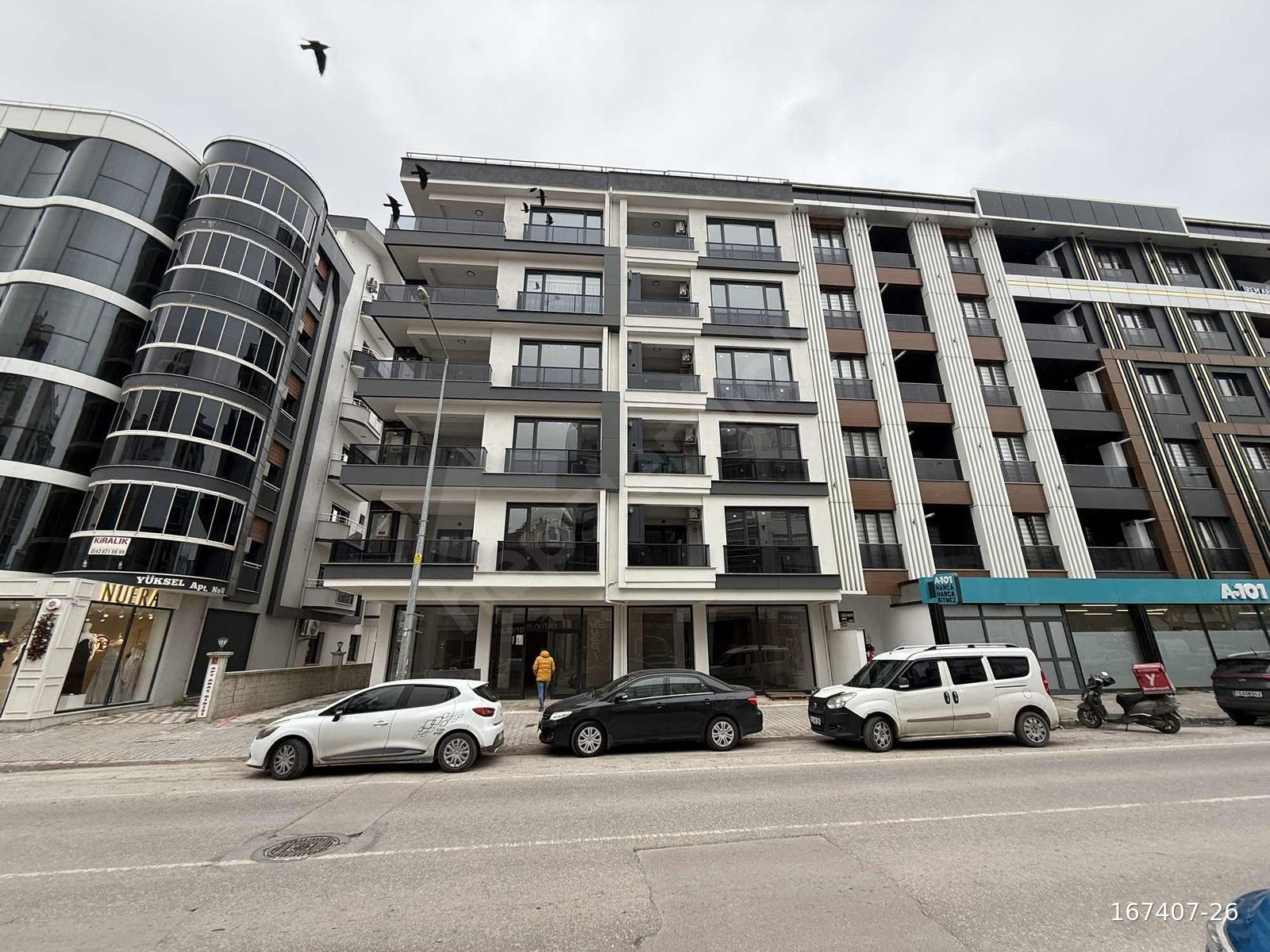 MARMARA'DAN MEHMETÇİK CAD. YARIŞ OKULUNA YAKIN KİRALIK 3+1 DAİRE