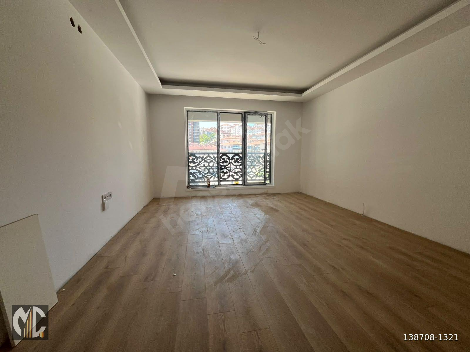 FAHRİKORUTÜRK MAH. MERKEZ LOKASYON SIFIR 3+1 FIRSAT DAİRE...
