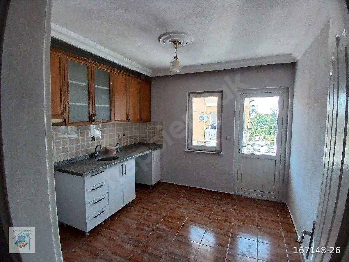 DALAMAN ŞEHİT KARAOĞLANOĞLU CADDESİ ÜZERİNDE SATILIK 2+1 KAPALI MUTFAK DAİRE