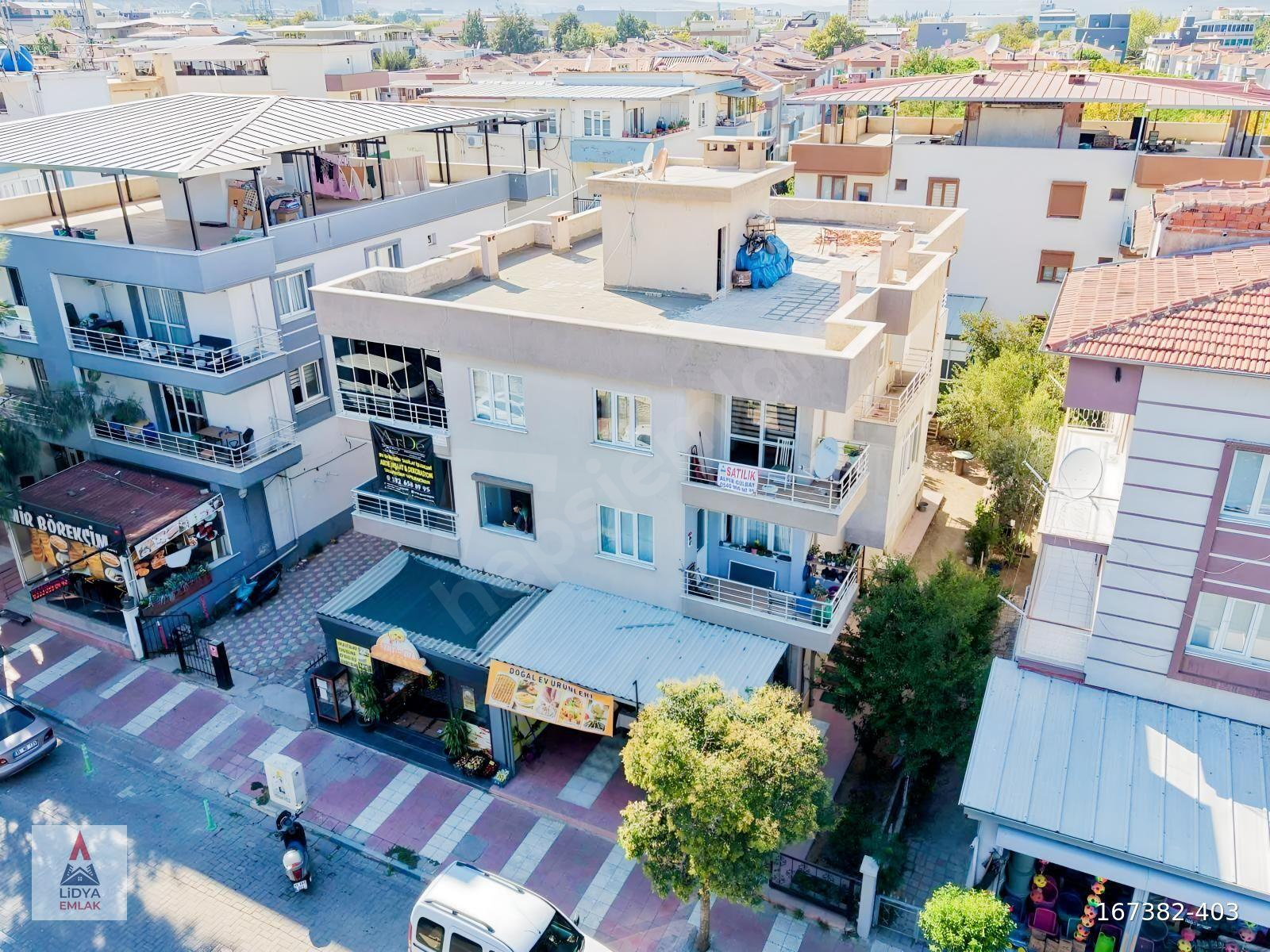 75. Yıl Mahallesinde Merkezi Konumda Satılık 2+1 Daire!