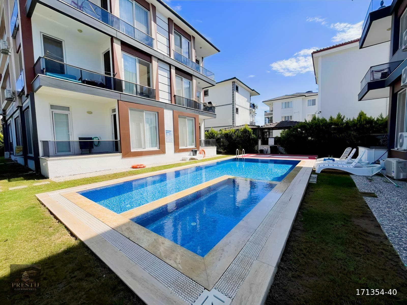 PRESTİJ GAYRİMENKULDEN KİRALIK HAVUZLU SİTEDE 1+1 DAİRE