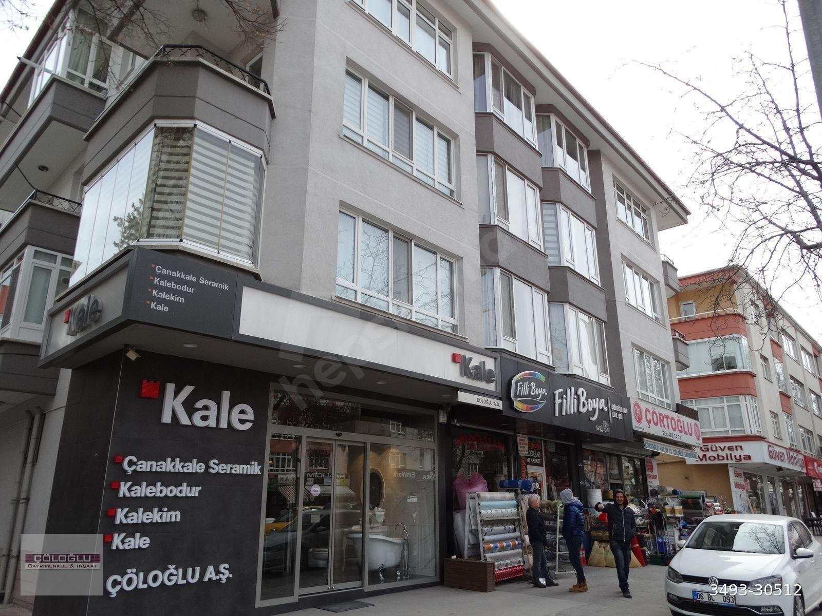 ÇÖLOĞLUNDAN DİKMEN CADDE ÜZERİNDE ARA KAT 3+1 BAĞIMSIZ YAPILI