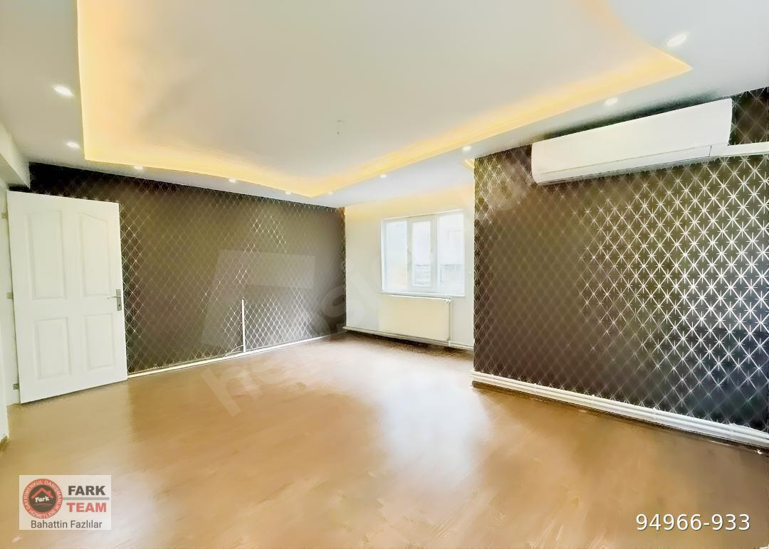 MANİSA ARDA MAH.KENZİ CADDESİ ÜZERİNDE KÖŞE 3+1 ÖZELİKLİ DAİRE