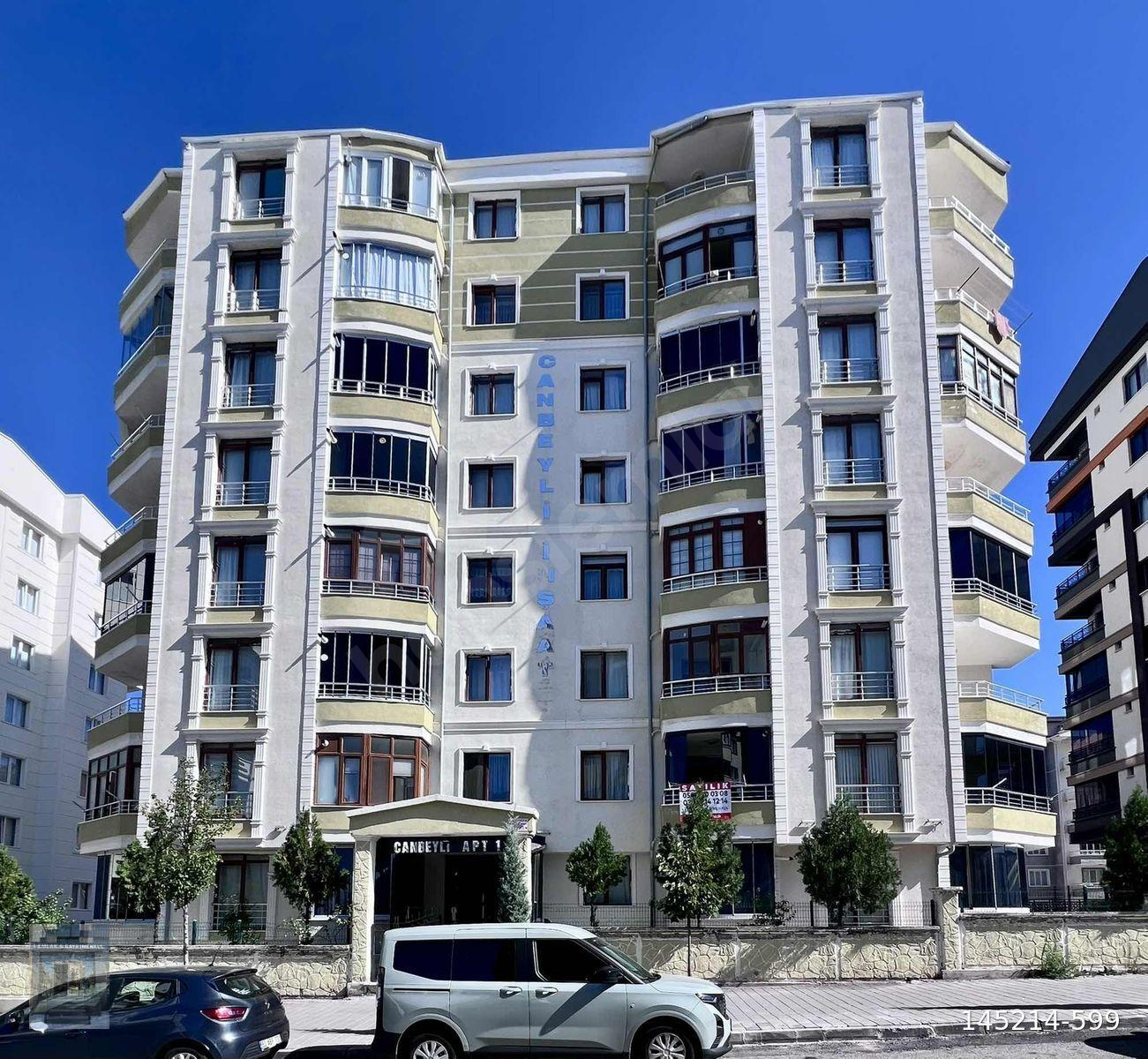 1 EMLAK'da CevherDudayev Mah. Güney-Batı Cepheli Satılık 3+1