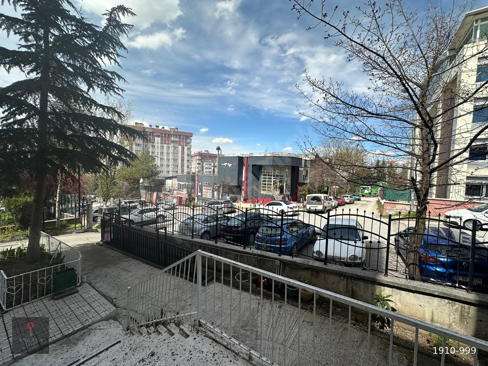 ANKARA LİFE GAYRİMENKUL'DEN İNÖNÜ MAH ARA KAT 3+1 FULL YAPILI FERAH