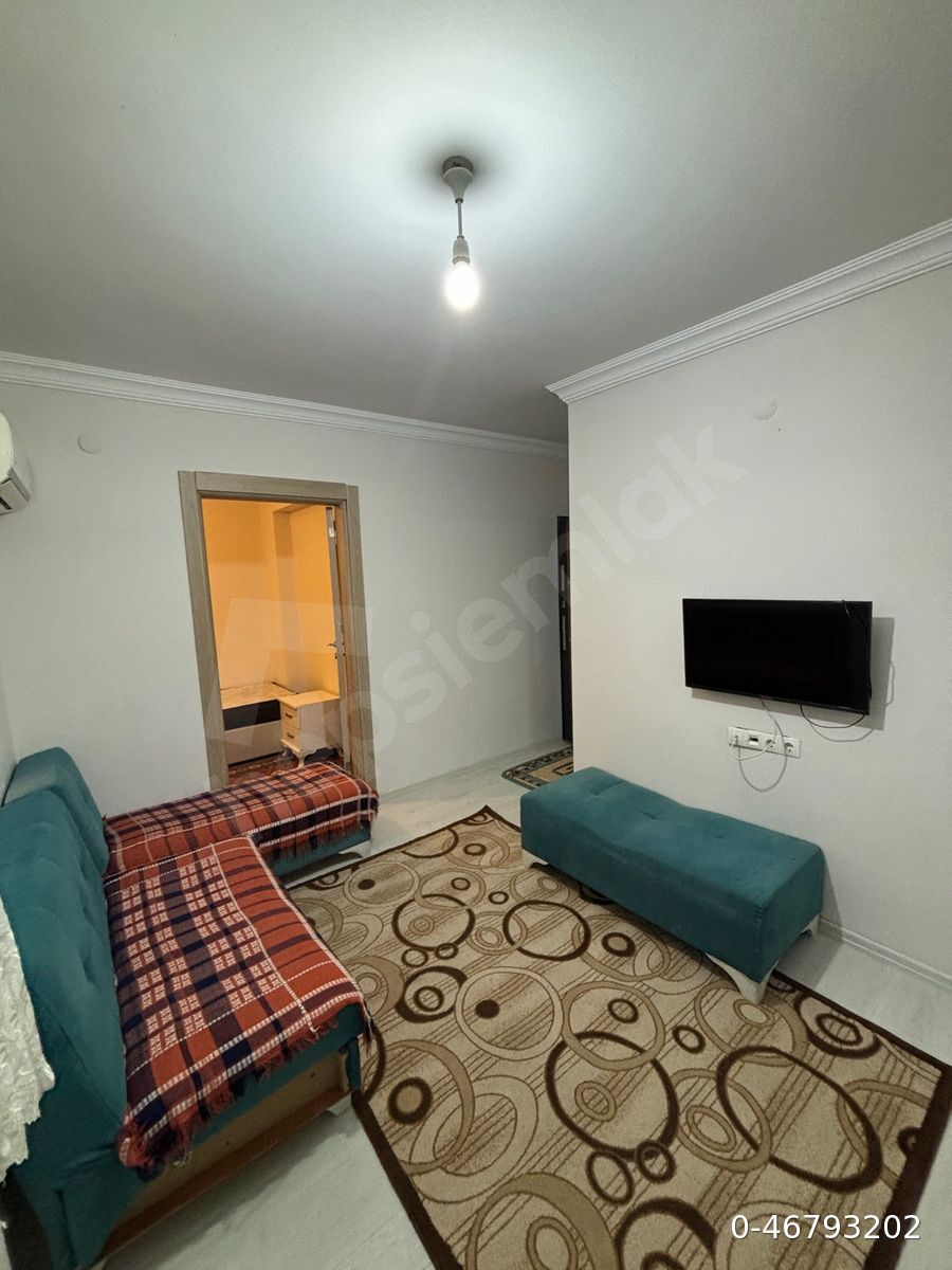 Üniversite karşısı 1+1 eşyalı daire