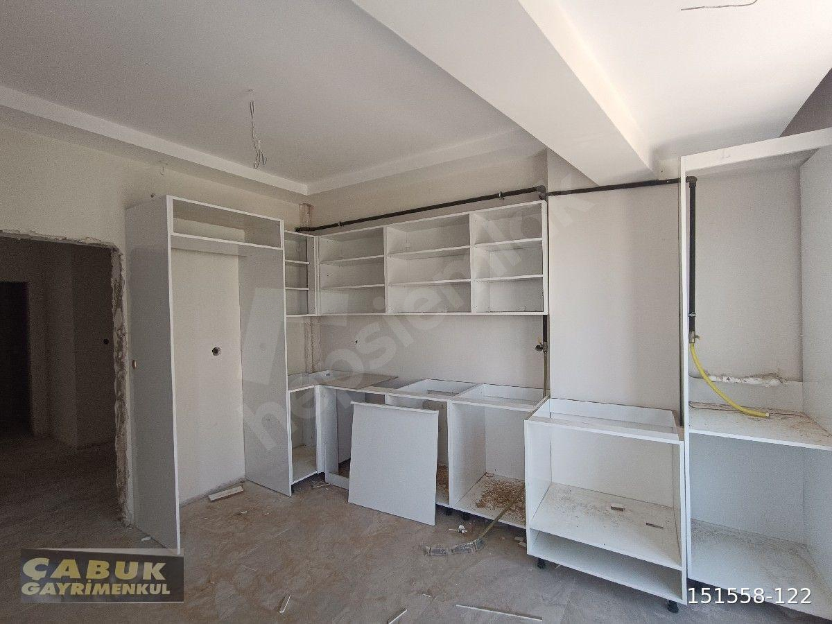 Turgut reis mahallesinde kiralık 2+1 ara kat daire