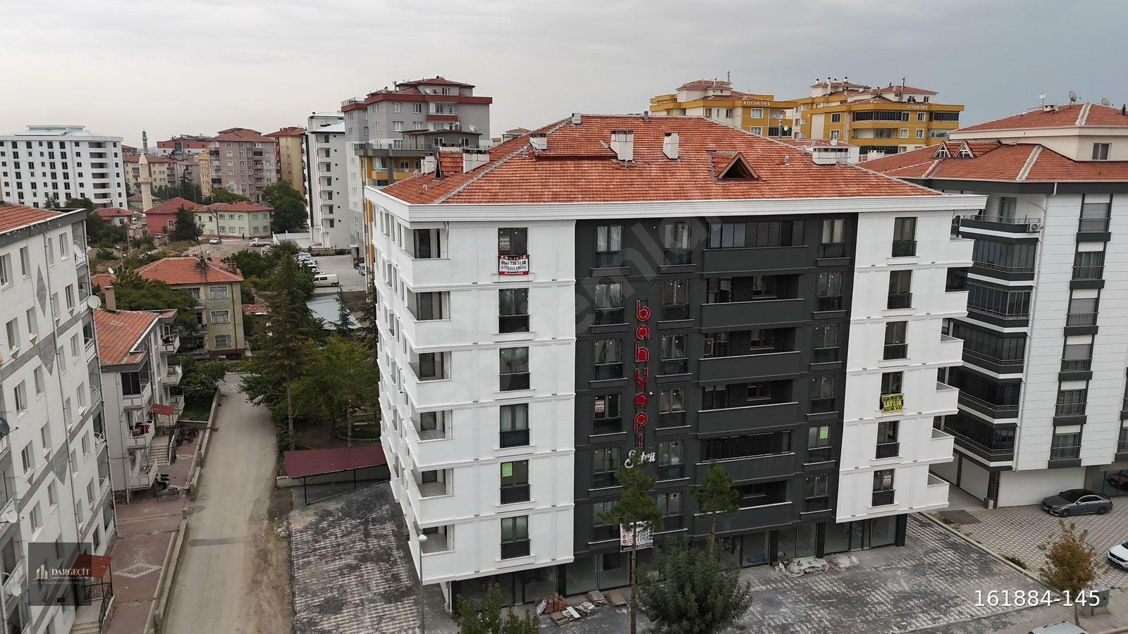 DALMAZ MAHALLESİNDE SATILIK 1+1 ARA KAT DAİRE