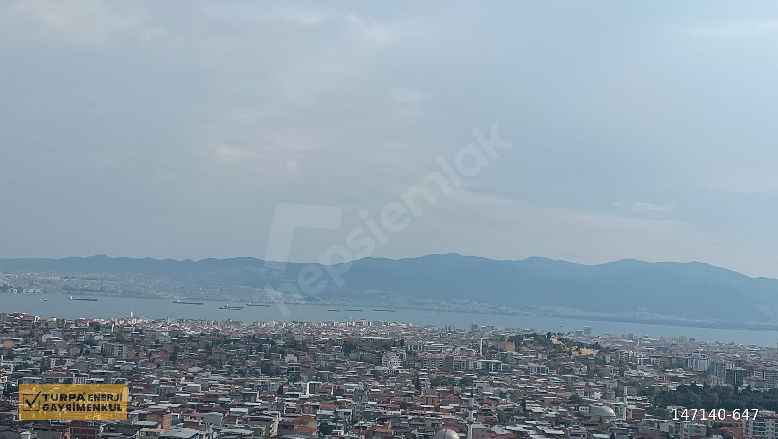 Yelken Park'ta Deniz Manzaralı Kiralık 3+1 Lüks Daire