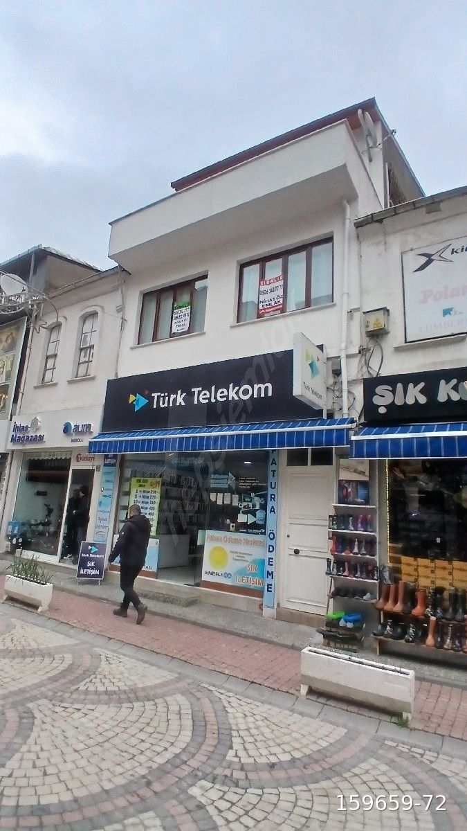 KASTAMONU İNEBOLU CUMHURİYET CADDESİNDE EŞYALI KİRALIK DAİRE