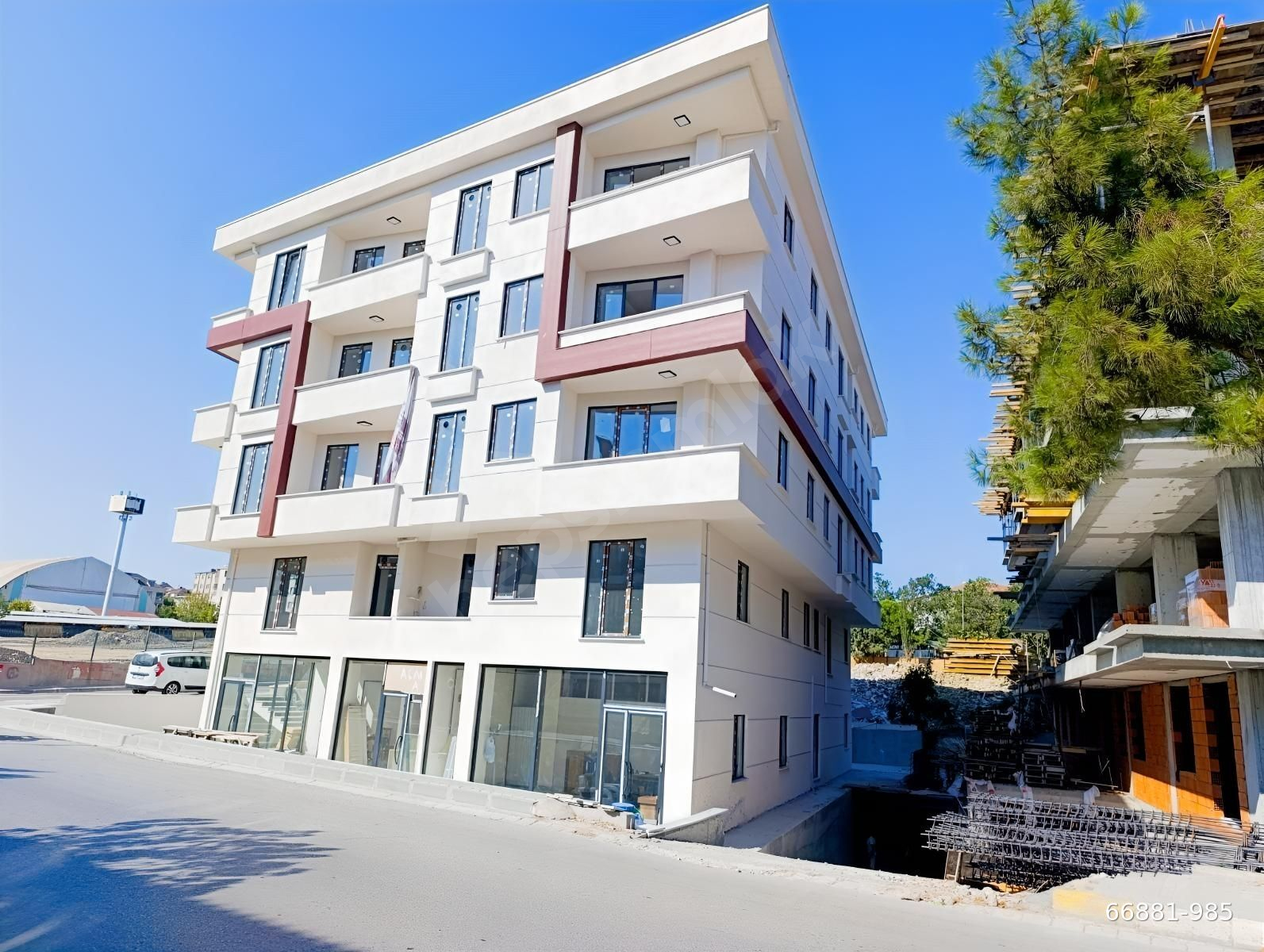 AVCILAR CİHANGİR DE 2+1 SIFIR.3.KAT DAİRE