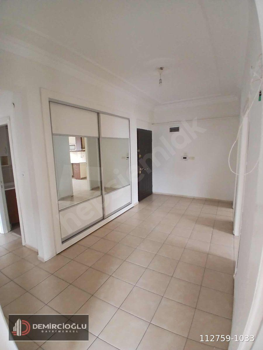 TRAMVAY GÜZERGAHI ÜZERİNDE 185m2 3+1 KİRALIK DAİRE