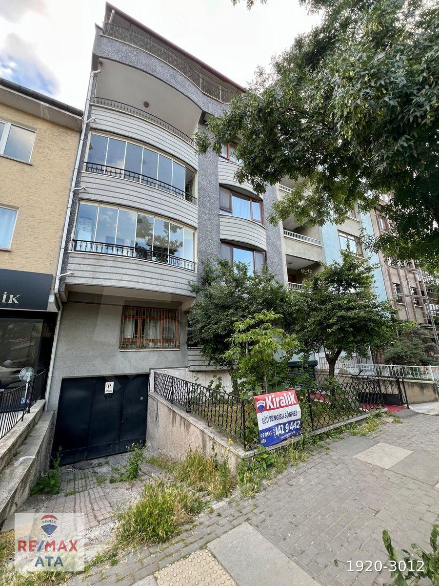 RAGIP TÜZÜN CAD ÜZERİNDE BAHÇE KULLANIMLI 3+1 KİRALIK DAİRE