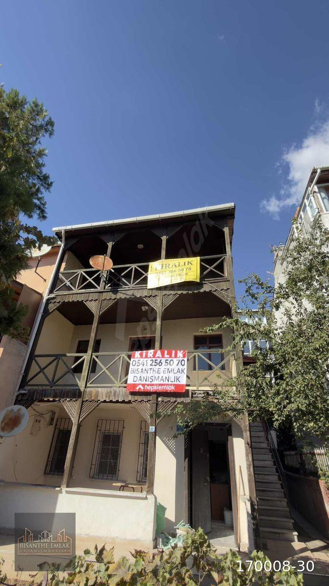 BISANTHE | Değirmenaltı Mahallesi 4+1 200 m2 Full Eşyalı Triblex