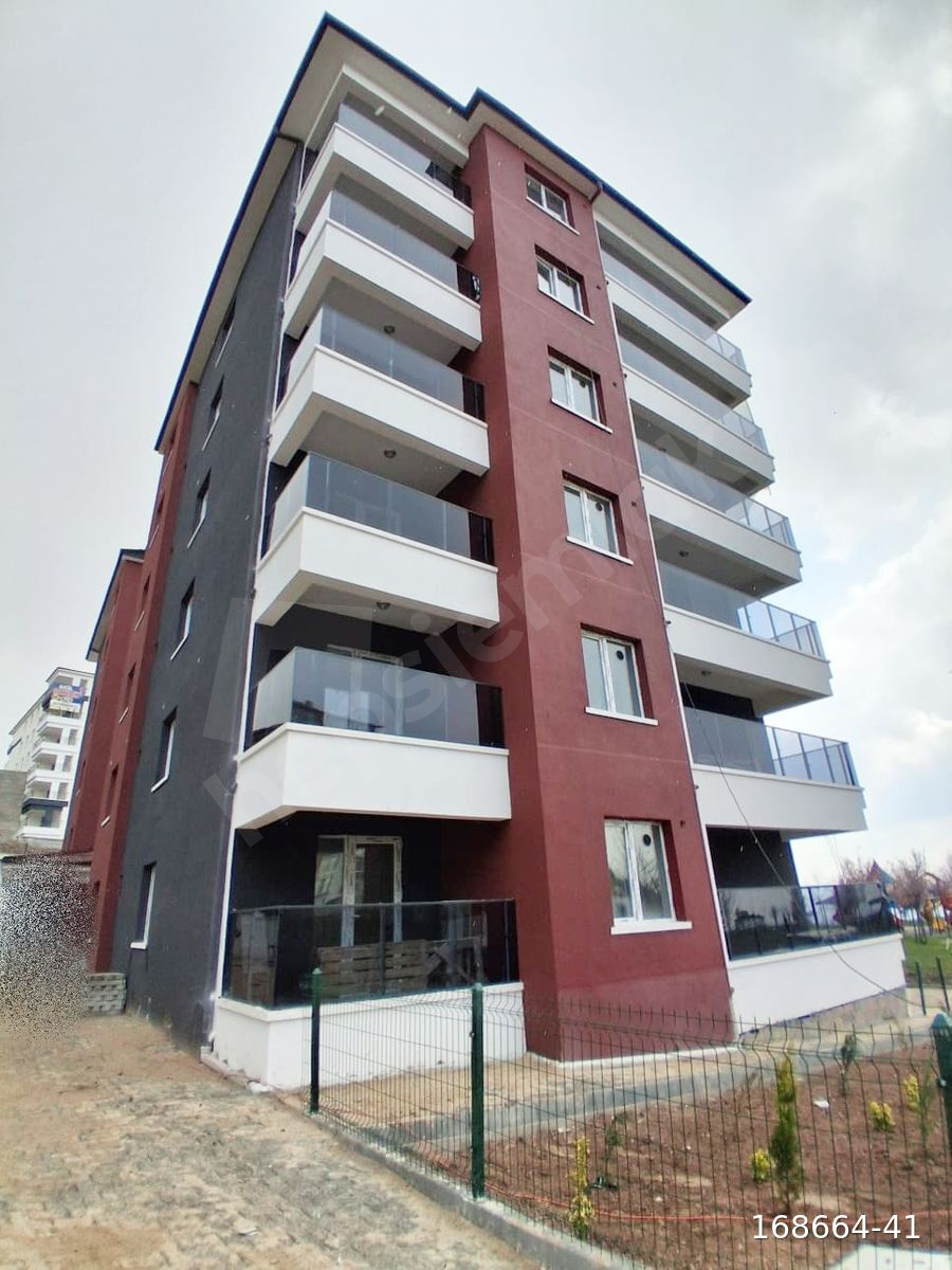 FERUDUN ÇELİK MAHALLESİ 3+1 SIFIR DAİRE