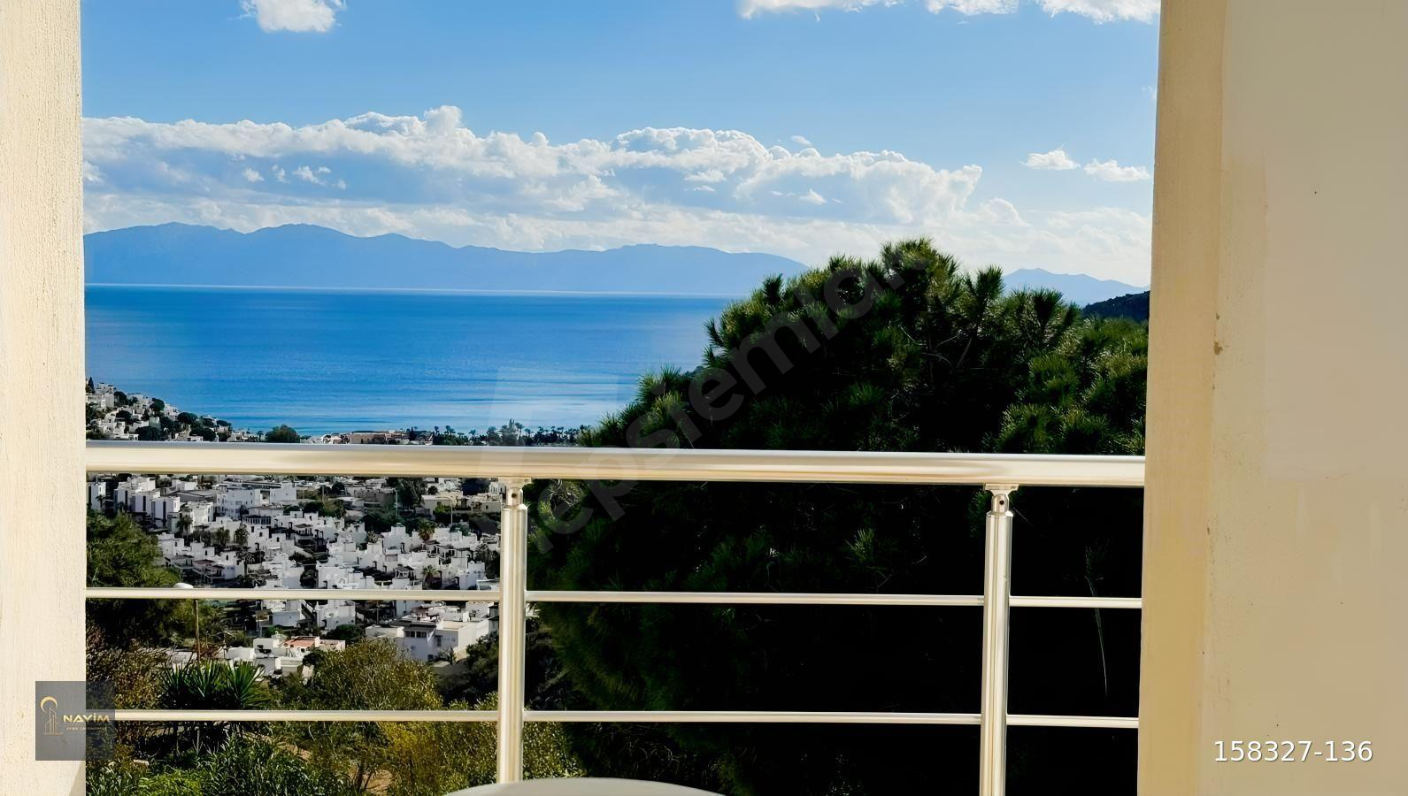 BODRUM BAĞLA BANKEVLER SİTESİNDE DENİZ MANZARALI 2+1 ÜST KAT