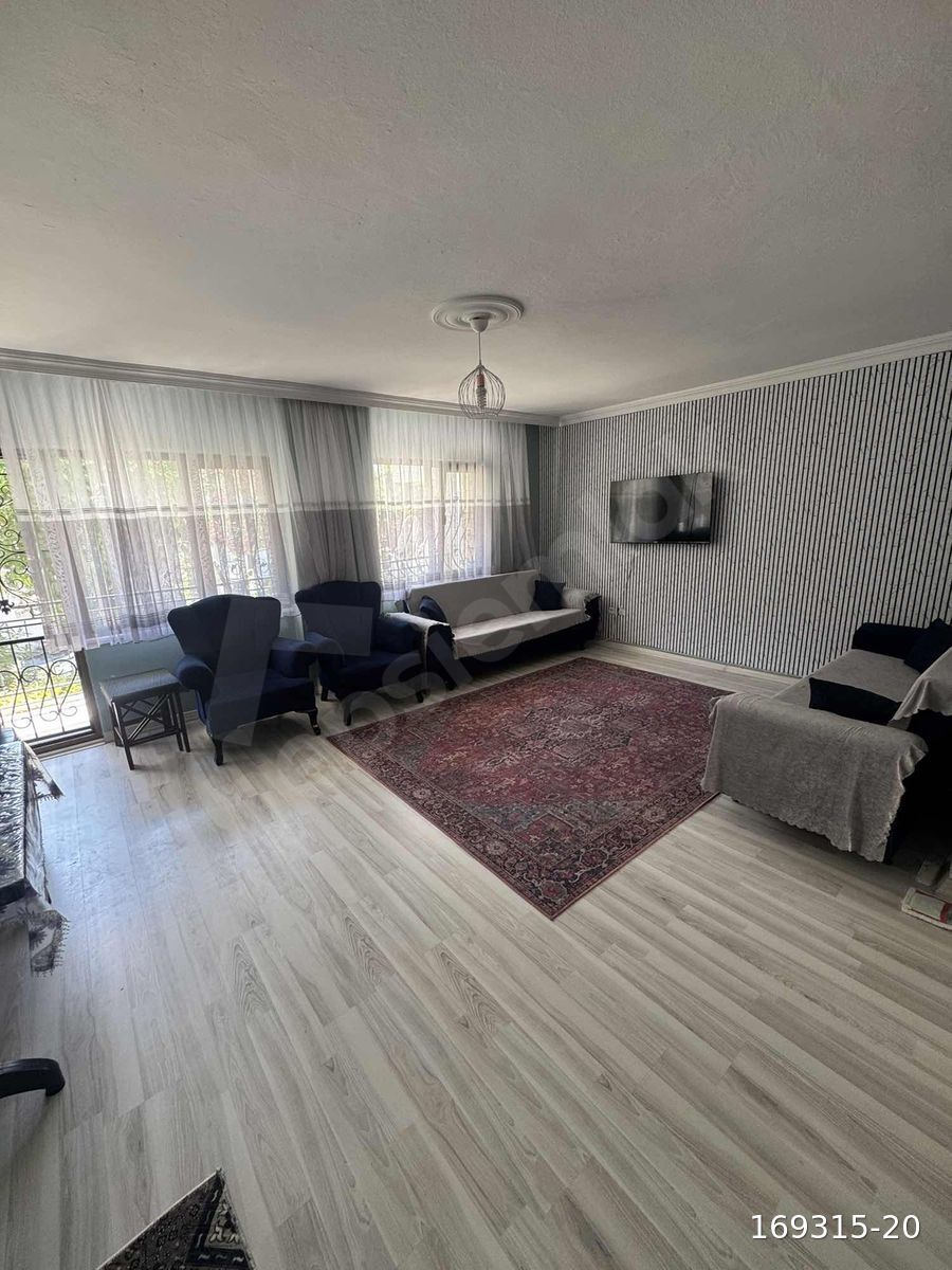 Denize 20 Metre! Yılandarda 2+1 Ferah ve Bakımlı Daire