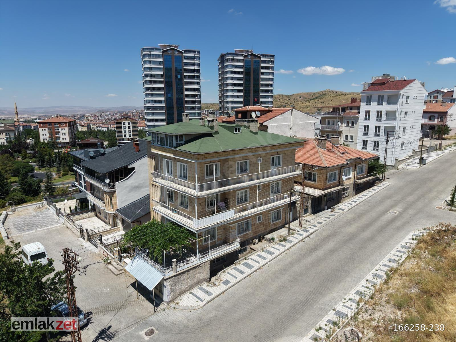 "Emlak Zet"Esentepe Mah. Geniş 3+1 Satılık Daire