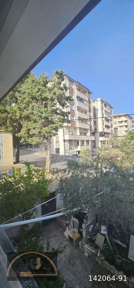 Muslihittin Mahallesi'nde satılık 2+1 Migros'un yanında Bahçelievler'de