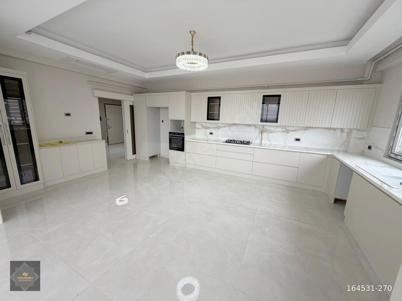 OSMANGAZİ'DE S.İÇERİSNDE VRF KLİMALI FIRSAT FUL+FULL 5.5+1 DAİRE