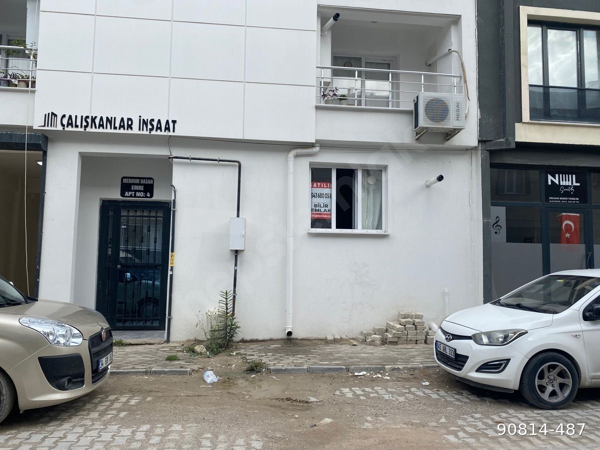 Çarşı merkezde satılık 1+1 açık mutfaklı yüksek zemin daire