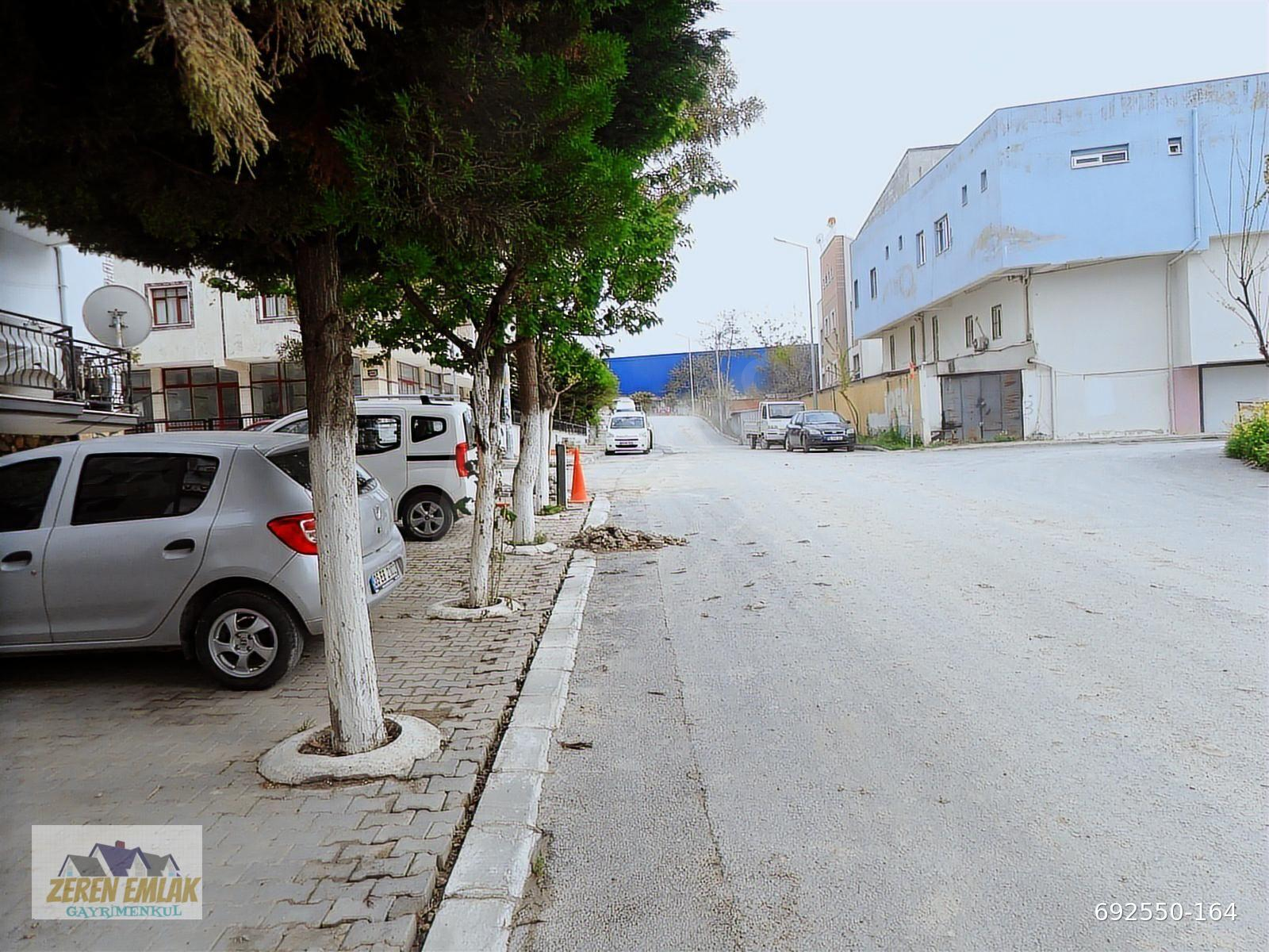 KUŞADASI OTOGAR ARKASINDA SATILIK 2+1 DAİRE