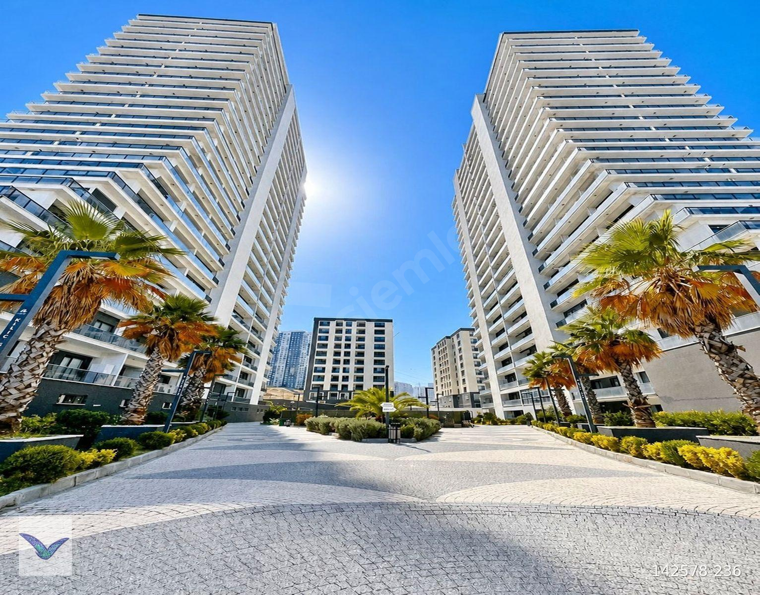 YÜKSEK KREDİ İMKANLI HAVUZLU GÜVENLİKLİ SİTEİÇİ 2+1 SATILIKDAİRE