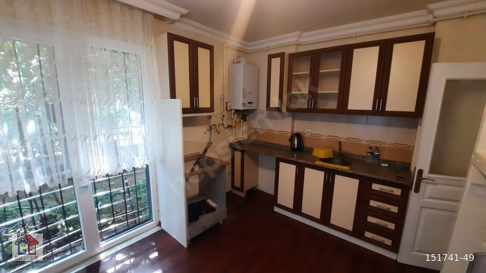 GÖZDE'den K.BAKKALKÖY METROYA 400m. 2ODA+1SALON Y.GİRİŞ,KİRACILI