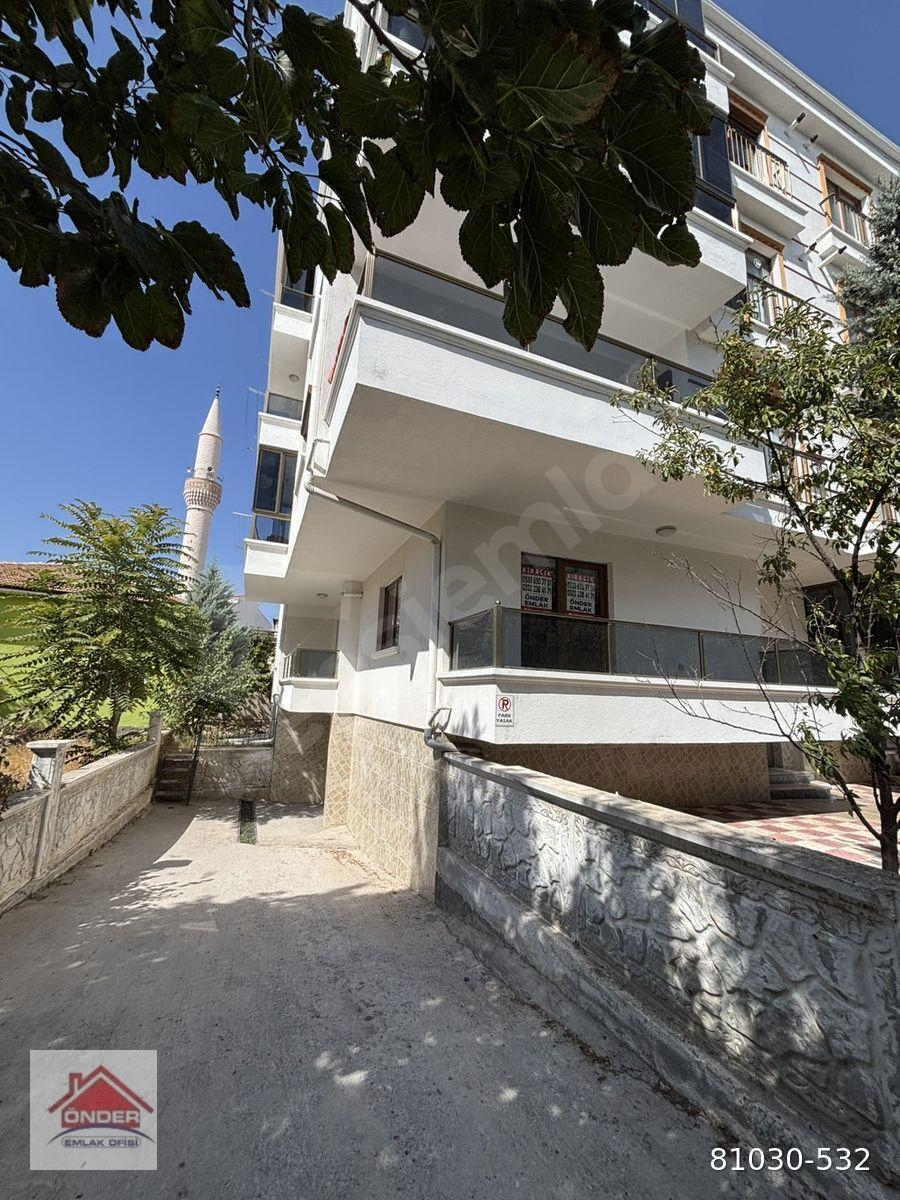Aksaray Kulıç Aslan mahallesinde kiralık 2+1luks ve geniş daire