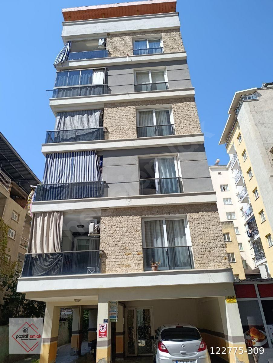 CUMHURİYET Mahallesi'nde satılık otoparklı 3+1 daire
