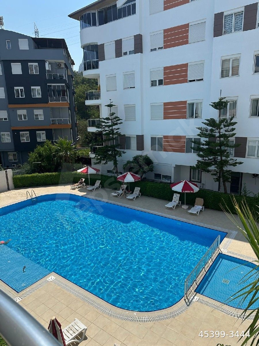 Konyaaltı hurma'da havuzlu kapalı otoparklı 2+1 boş kiralık daire