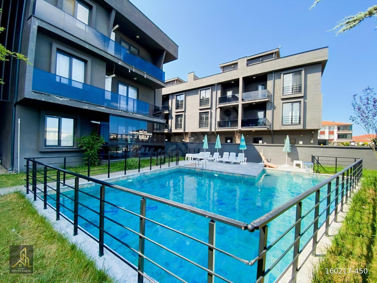 HEM HAVUZLU HEM KOCAMAN BAHÇELİ BUTİK SİTE,DE FIRSAT 2+1 DAİRE