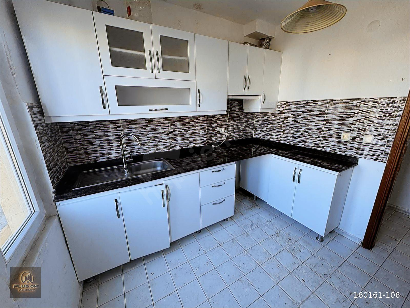 ALANYA MAHMUTLAR MAH. DENiZE 200mt MESAFEDE SATILIK 2+1 DAİRE