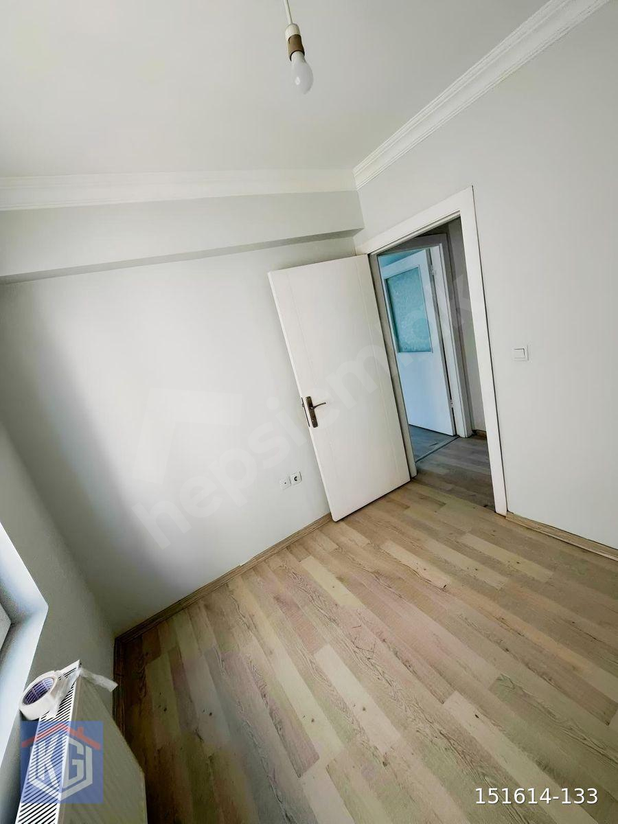 Tamamına kredi 2+1 80 m2 kacmaz 30 bin kira getirili