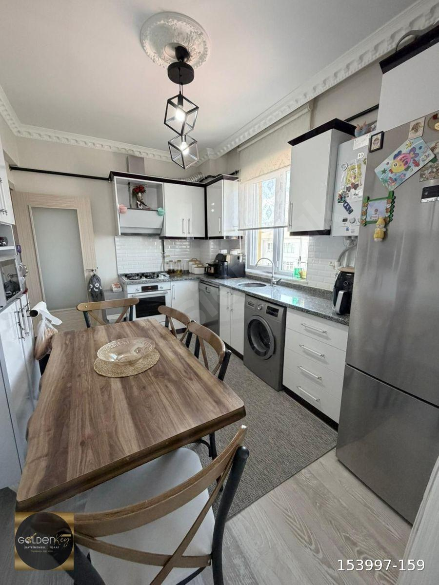 AŞIK SEYRANİ MAHALLESİNDE SATILIK DAİRE