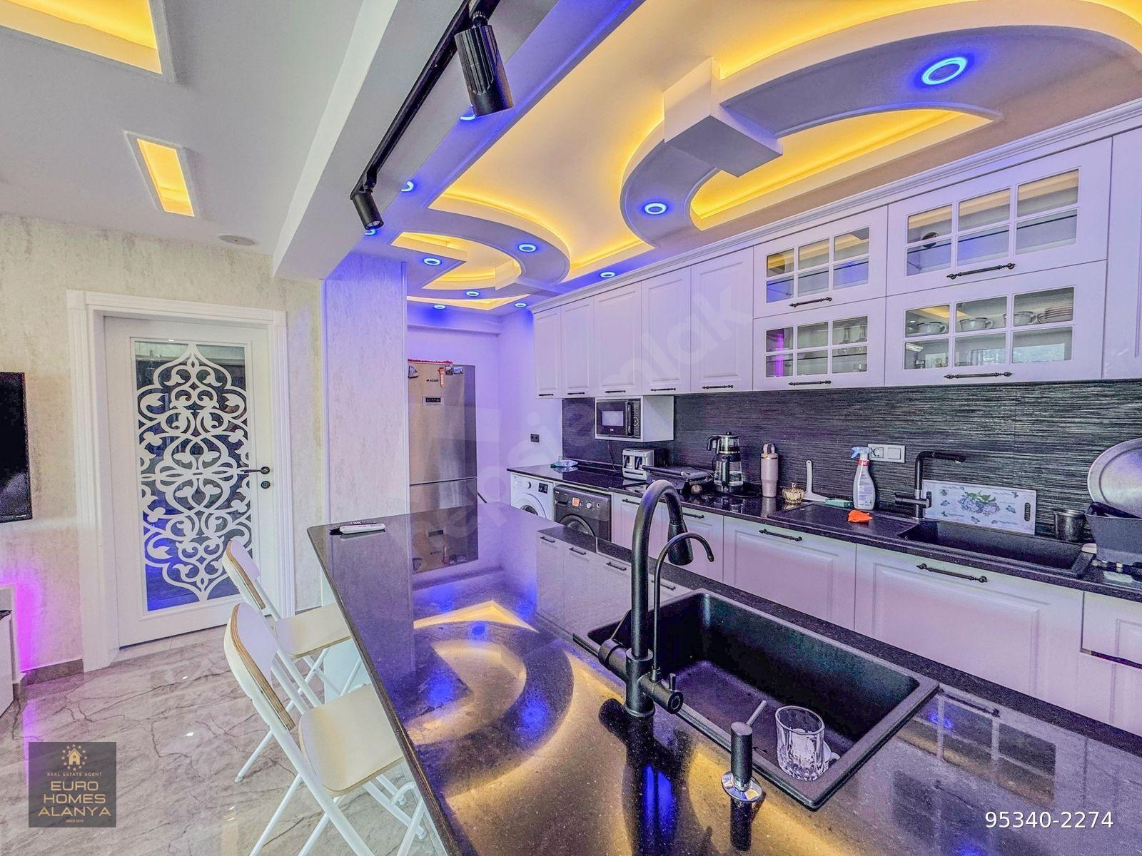 ALANYA KALEDE SATILIK 3+1 AMERİKAN MUTFAK LÜKS DİZAYNLI DAİRE