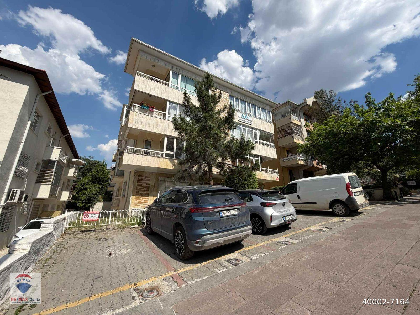NENEHATUN CADDESI KIRALIK 3+1 DAIRE