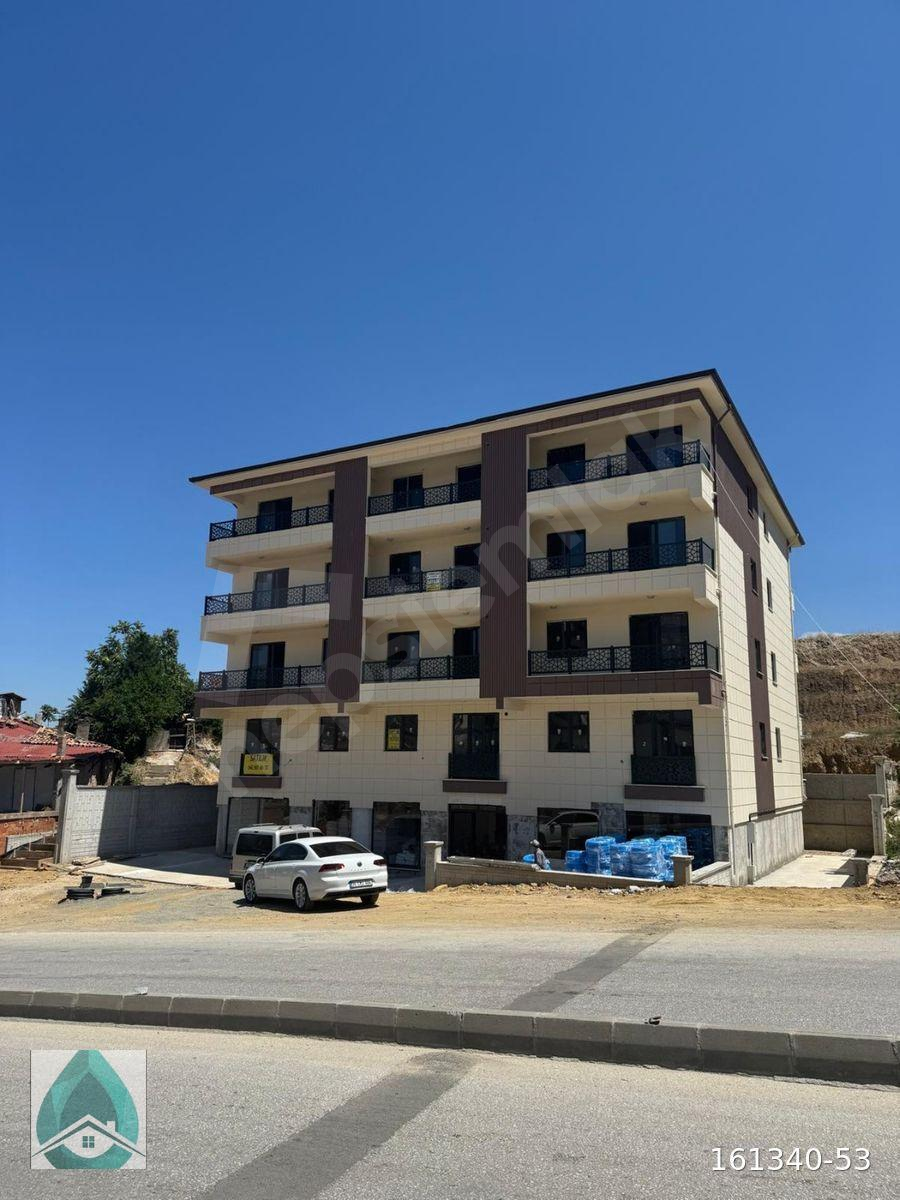 TURKUAZ'DAN ADLİYE SARAYI KARŞISINDA SATILIK 1+1 BALKONLU ARA DAİRE