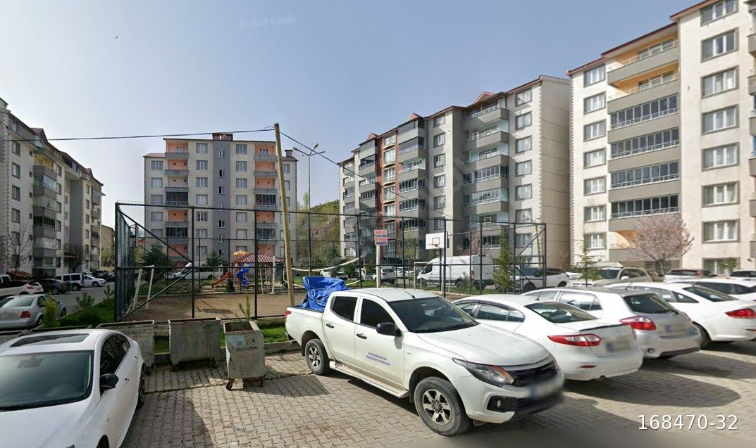 TATVAN MERKEZDE GÖL MANZARALI EVEBEYN BANYOLU KİRALIK 4+1