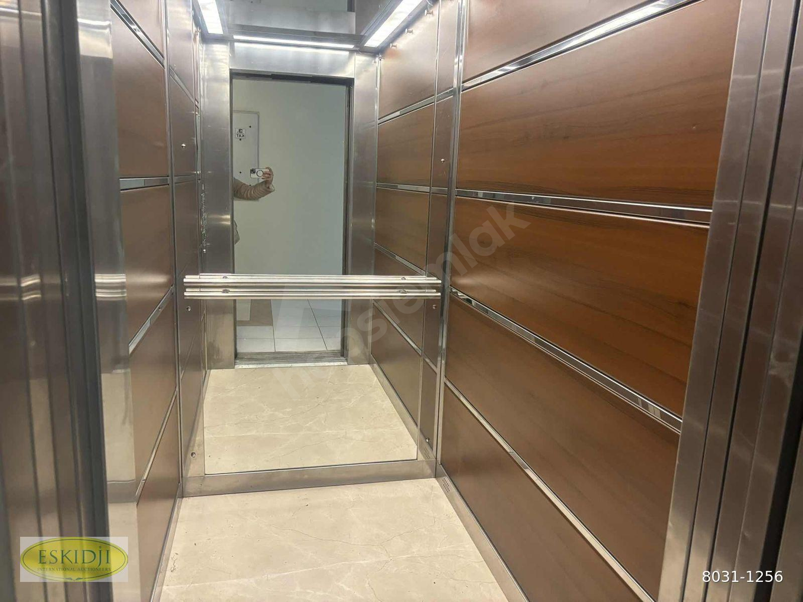 Ataşehir BOŞ ATA blokları satılık 1+1 82m2 daire