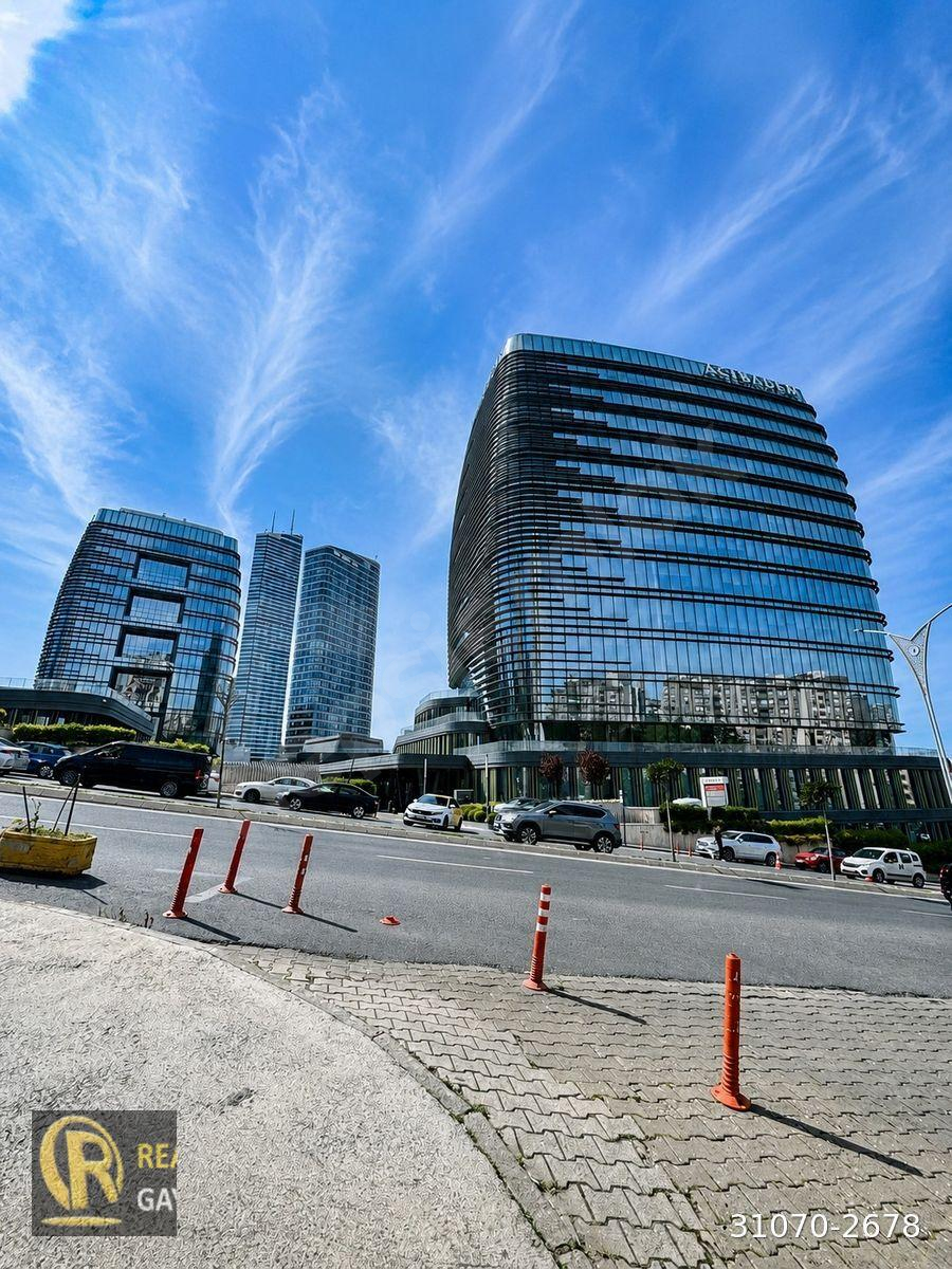 ACİL SATILIK !!! Ataşehir Gardenyada 3+1 Kelepir Daire
